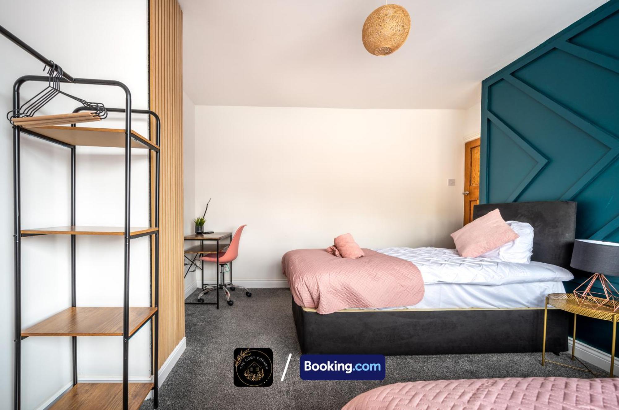 Cosy 3-Bed House, Garden & Free Parking In Stretford Apartman Manchester Kültér fotó